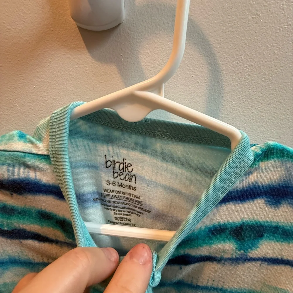 Birdie Bean Cruz Tie Dye Onesie 3-6 - Picture 3 of 3